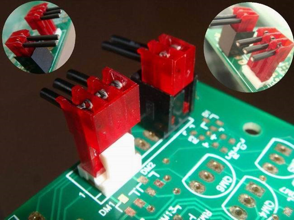 HRB IDC-connectoren – Voorbeeld van een koffiezetapparaat